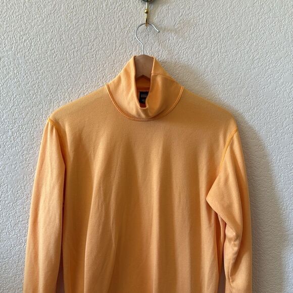 Vintage Patagonia Men's Turtleneck Sweater in Orange made in USA - Picture 3 of 11